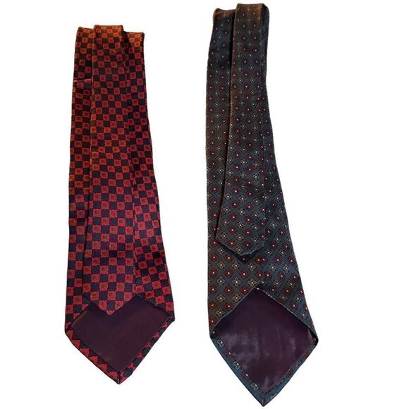 Pair of Vintage English made Silk Neck Ties - Picture 2 of 8